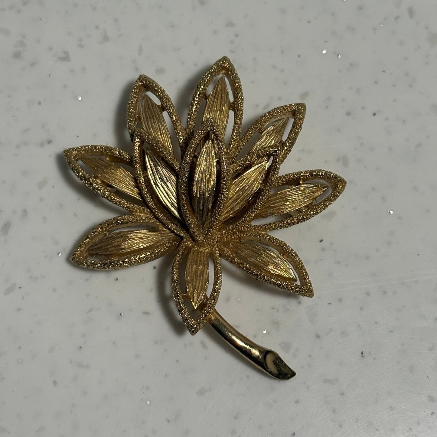 Vintage 1971 Avon "Precious Pretender" Brooch
