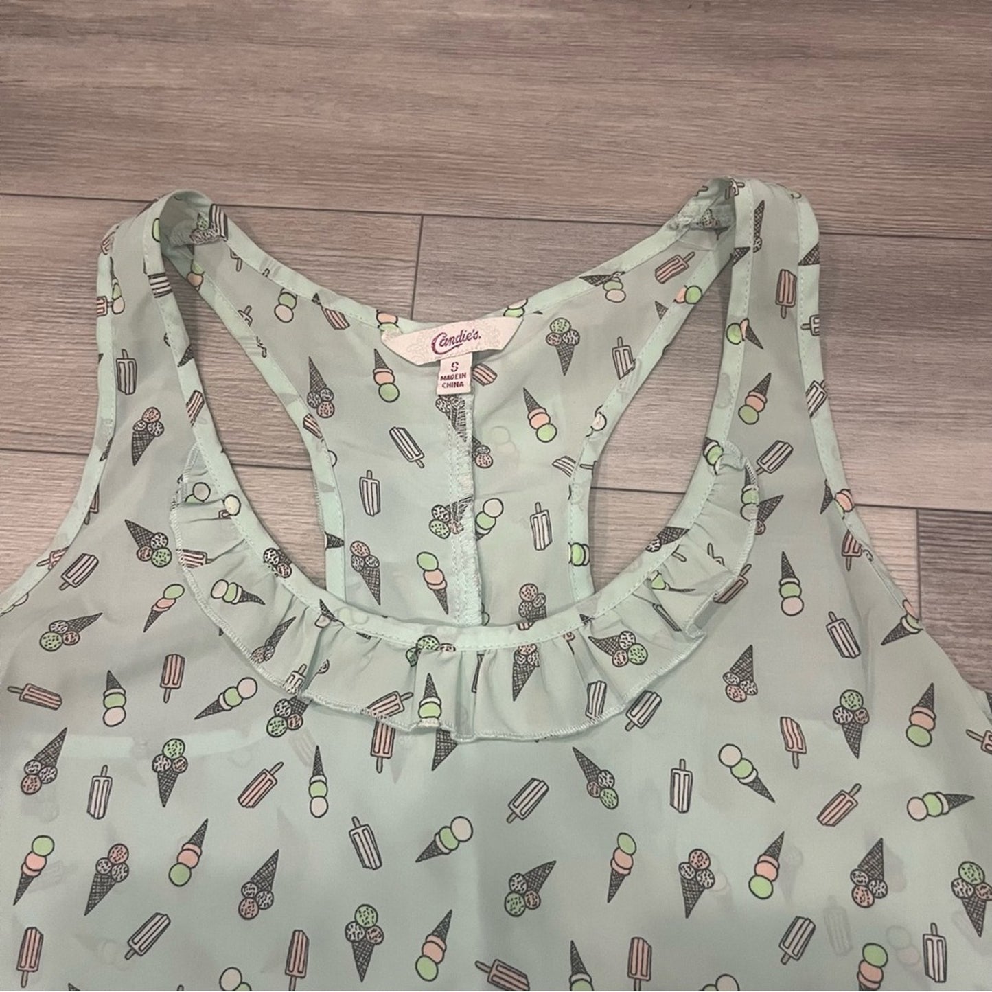 Candie's Light Green Ice Cream Pattern Blouse