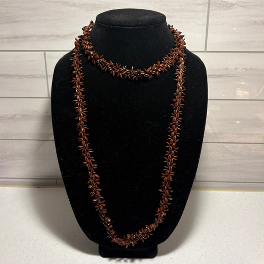 1960’s Hawaiian seed necklace