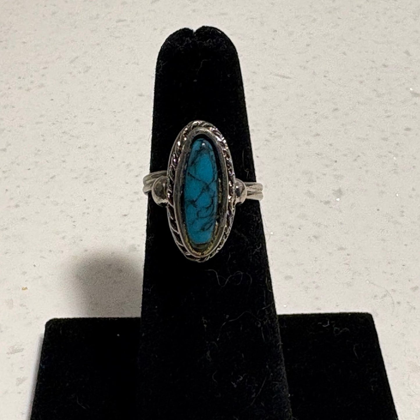 Silver and dyed Howlite ring