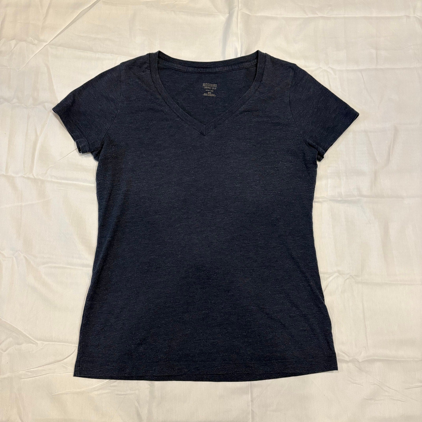 Mossimo Suppy Co Navy V neck