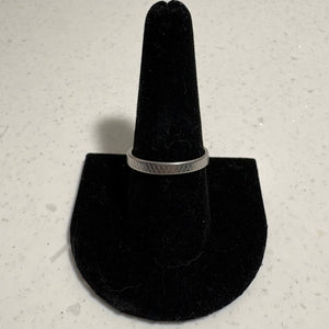 Vintage Diamond Cut Carving Ring