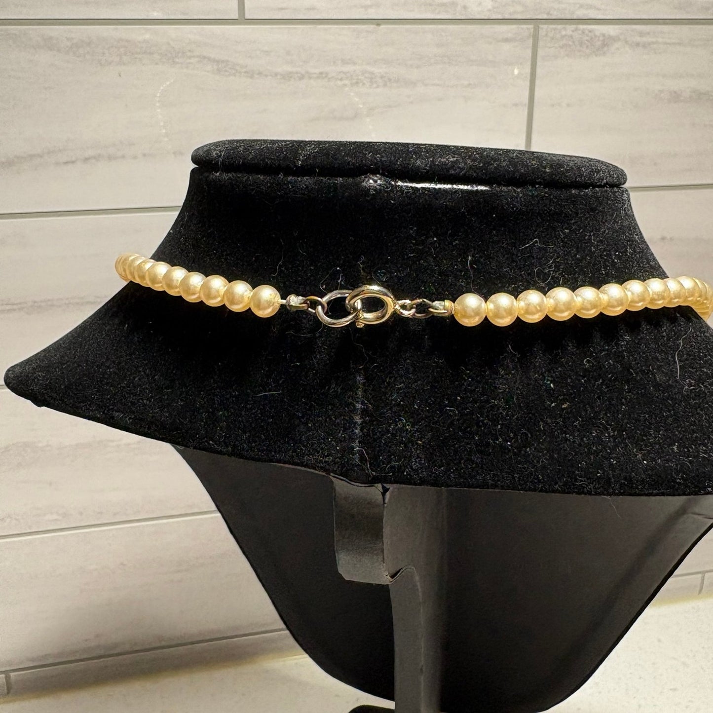 Pearl pendant necklace