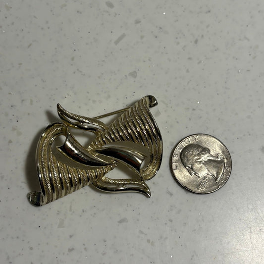 Vintage Gerry's brooch