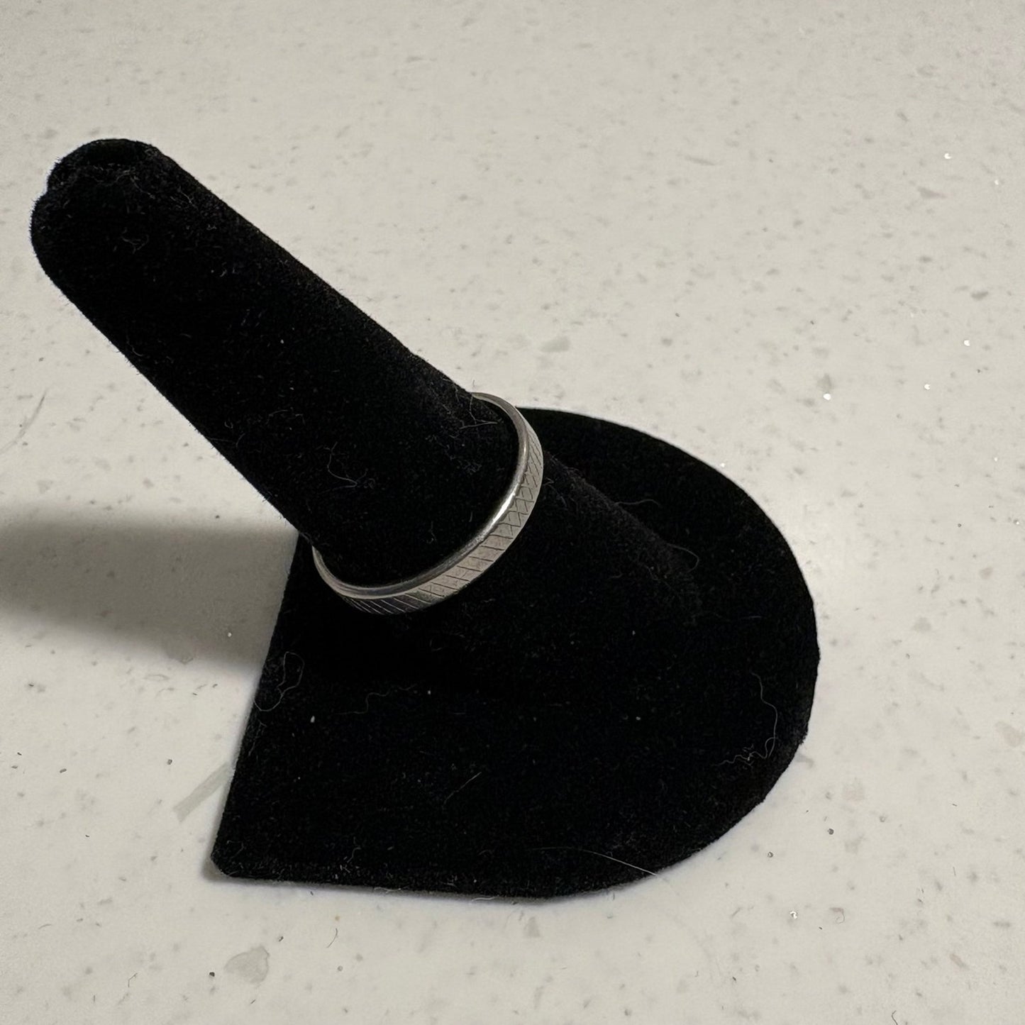 Vintage Diamond Cut Carving Ring