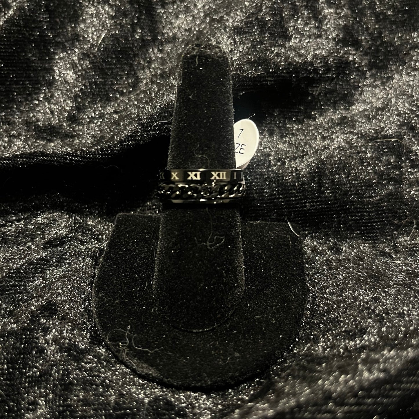 Chain and Roman numeral fidget ring
